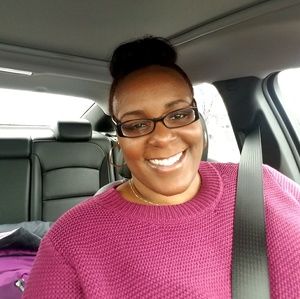 Meet your Posher, Jameill